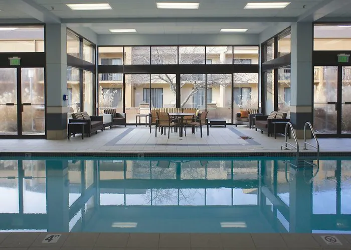 Hotel Courtyard By Marriott