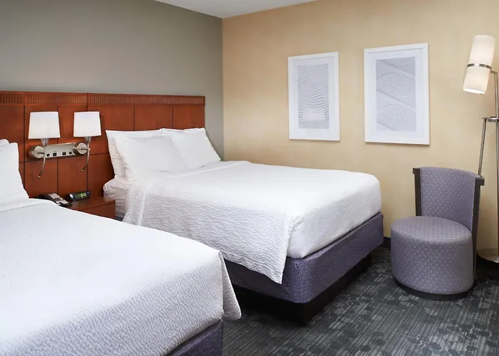 Courtyard By Marriott Hotel