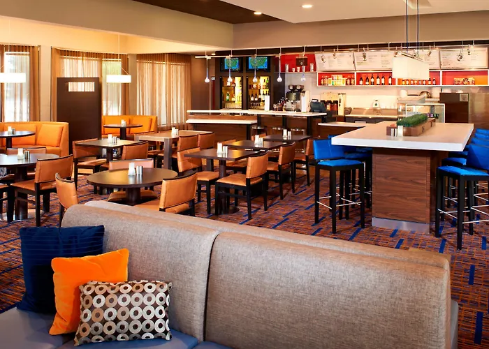 Hotel Courtyard By Marriott 3*