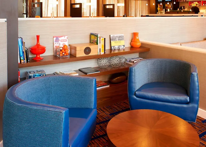 Courtyard By Marriott Hotel