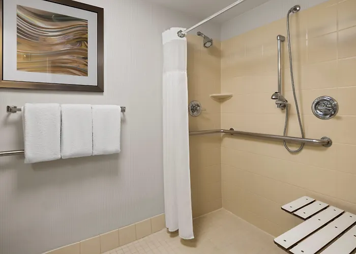 Courtyard By Marriott 3*