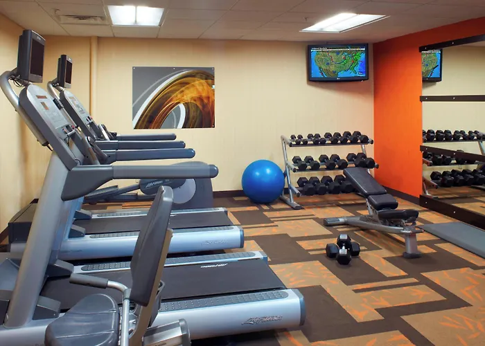 Courtyard By Marriott Hotel
