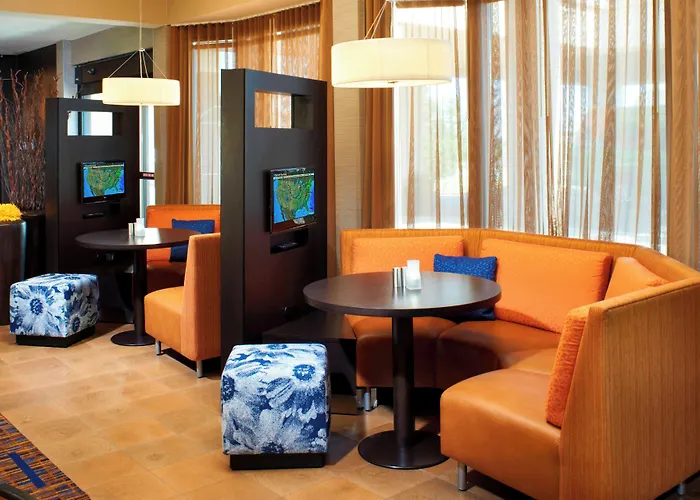 Courtyard By Marriott 3* Rockford