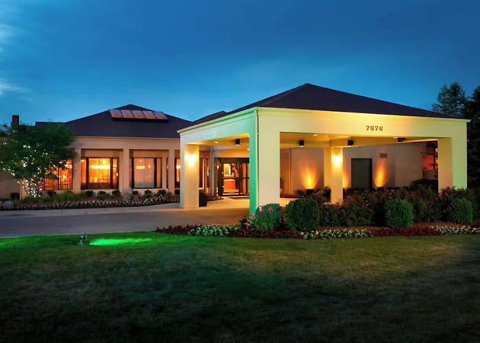Courtyard By Marriott Hotel 3*