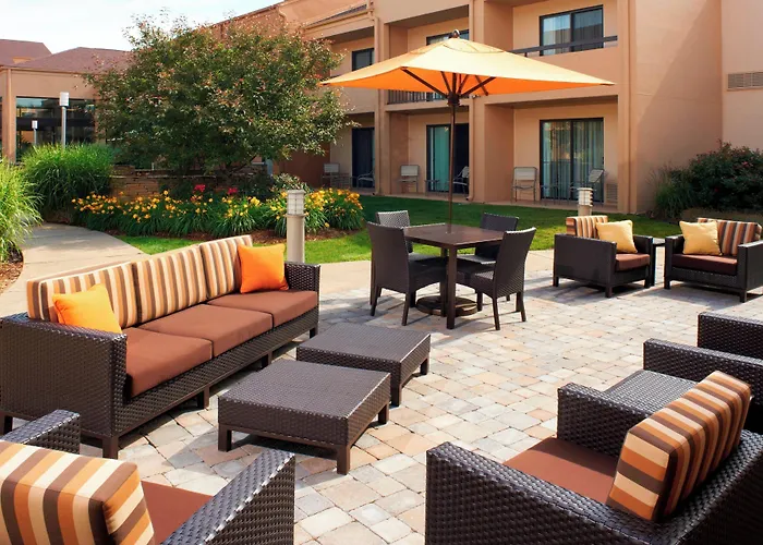 Hotel Courtyard By Marriott Rockford