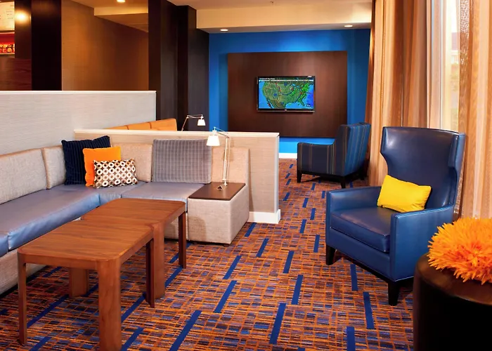 Hotel Courtyard By Marriott