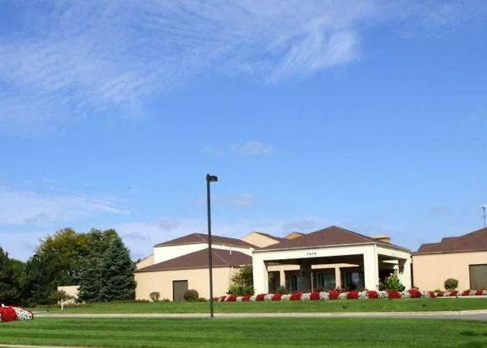 Courtyard By Marriott Hotel